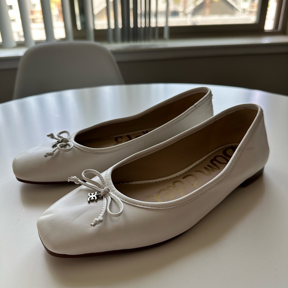 Sam Edelman white flats